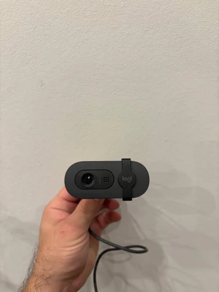 Веб камера Logitech