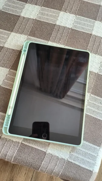 iPad 7