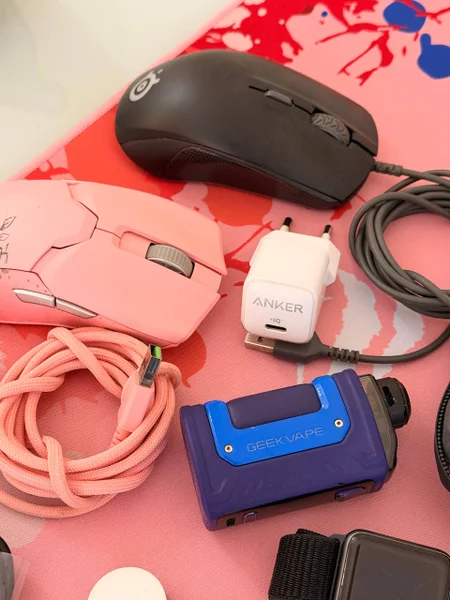 Razer Viper Ultimate Quartz Pink