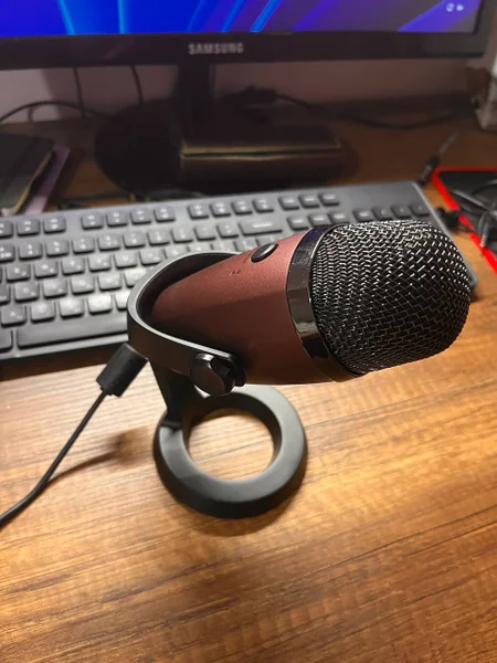 Микрофон Blue Yeti