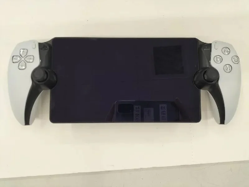 PlayStation Portal и защитное стекло