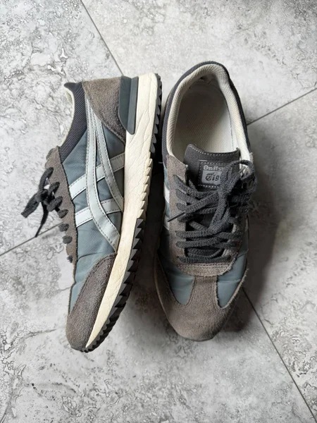 Кроссовки Onitsuka размер 40