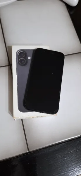 iPhone 16
