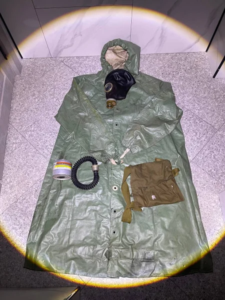 Костюм для Хэллоуина (ОЗК, ГП-5, фильтр, сумка)