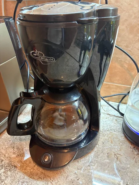 Кофеварка Delonghi