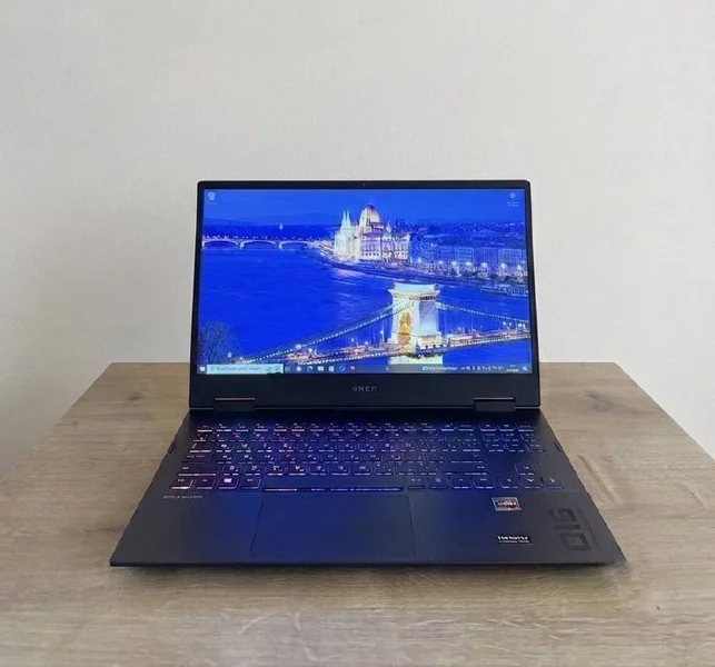 HP OMEN Ryzen 7 / RTX 3070