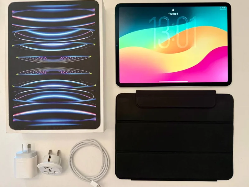 Apple iPad Pro 11 (4-е поколение) 128ГБ Wi-Fi + Apple Pencil