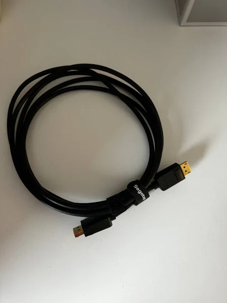 Кабель DisplayPort