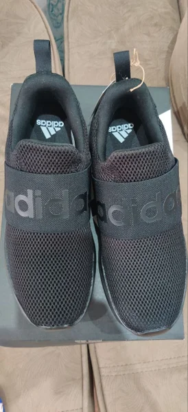Кроссовки Adidas новые