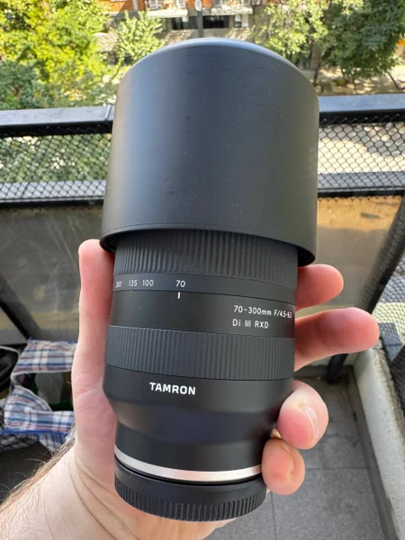 Объектив Tamron 70-300mm E-mount