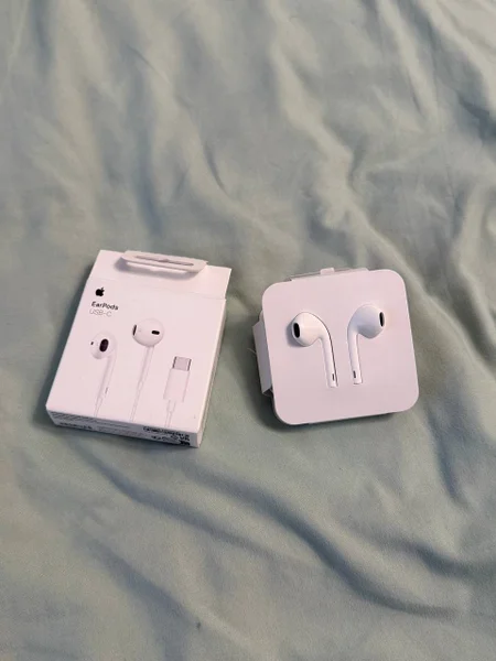 Проводные наушники Apple EarPods USB-C