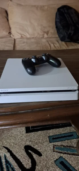 PlayStation 4 Slim 500 ГБ