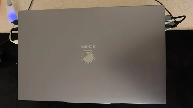 💻 Продам ноутбук ECHIPS