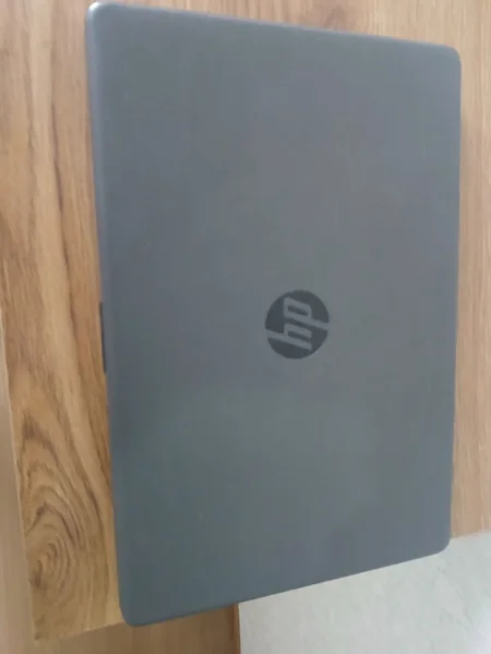 HP 255 G8 -
