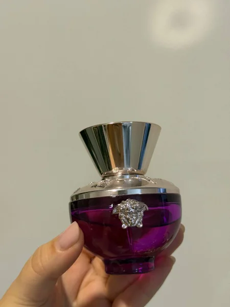 И парфюм Versace Dylan Purple Pour 💜