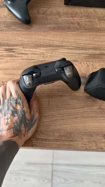 Игровой геймпад Flydigi Vader 5S