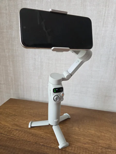 DJI Osmo Mobile 7