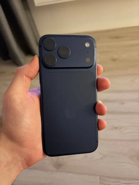 iPhone 17 pro max 512 GB - синий