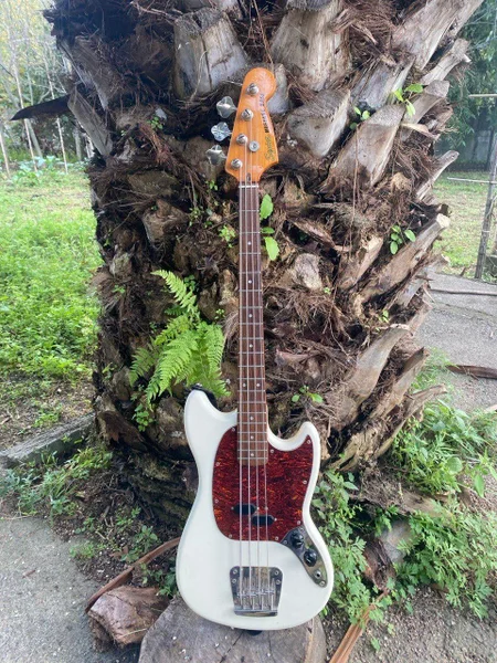 Бас-гитара Squier Classic Vibe '60s Mustang Bass