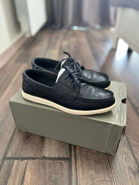 туфли Clark’s, б/у в отличном состоянии, покупались в UK, 41-42 размер, натуральная кожа, надеты несколько раз