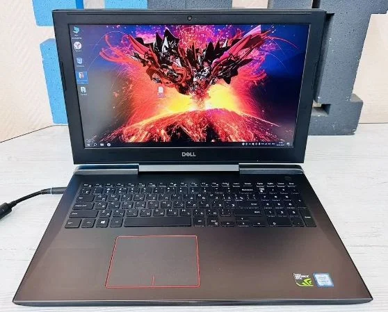 DELL INSPIRON 15 7577