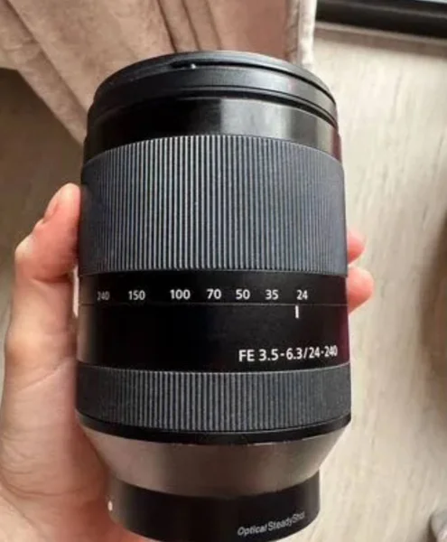 Объектив Sony fe 24 240mm f 3.5 6.3