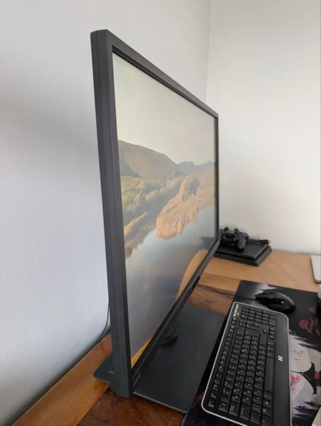 Монитор HP 25f