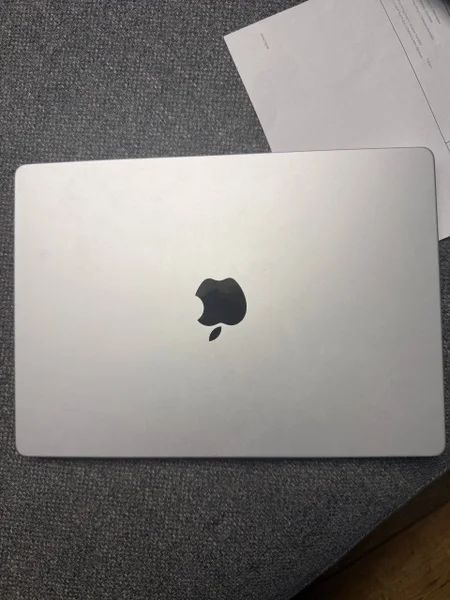MacBook M2 Pro