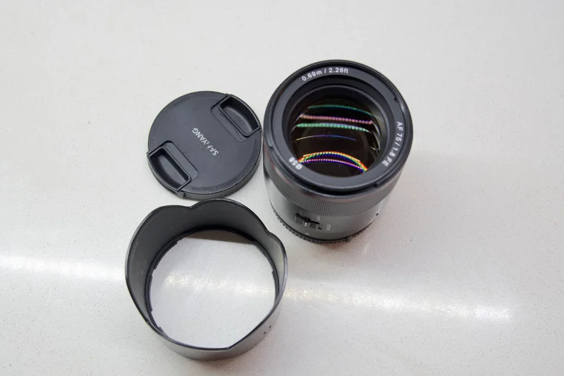 Объектив Samyang AF 75mm f/1.8 FE для Sony E
