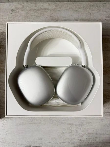 Apple AirPods Max