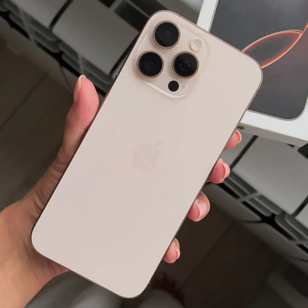 iPhone 16 Pro Max