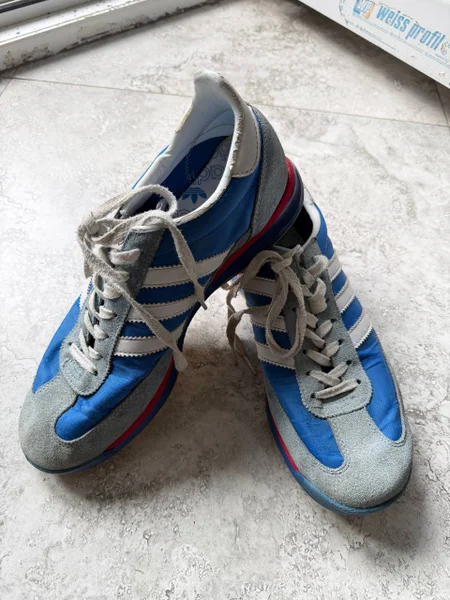 Кроссовки Adidas SL