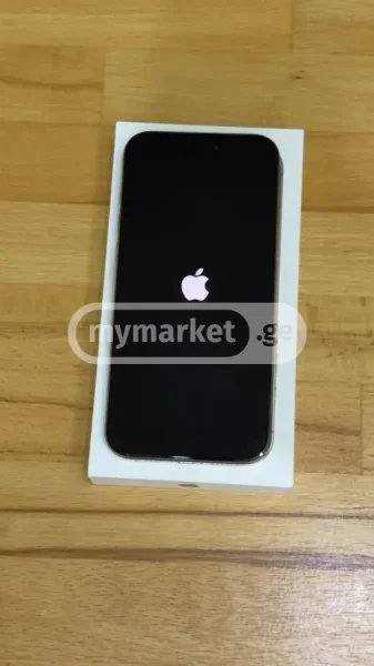 Мобильный телефон Apple