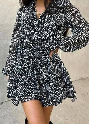 Новое платье Zara, размер S.