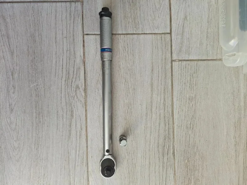 Ударный гайковёрт Ryobi ONE+ R18IW3, 18 V
