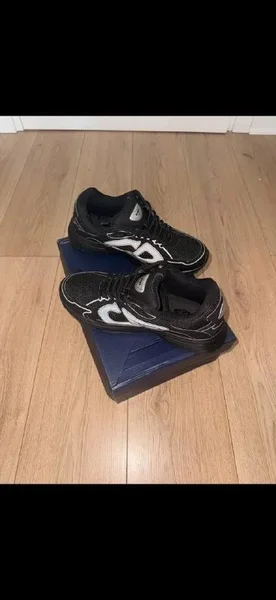 Кроссовки Dior b30