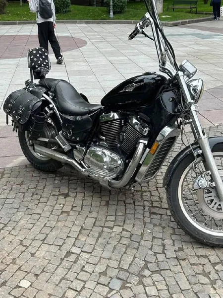 Мотоцикл Suzuki Intruder VS800