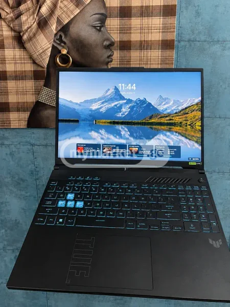 Ноутбук Asus
