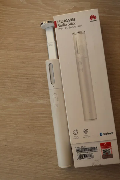 Селфи-палка Huawei Moonlight Selfie Stick
