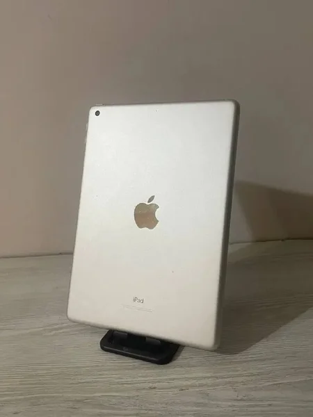 iPad 6-го поколения 128 GB