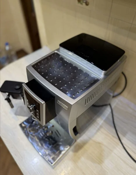 Кофемашина Delonghi