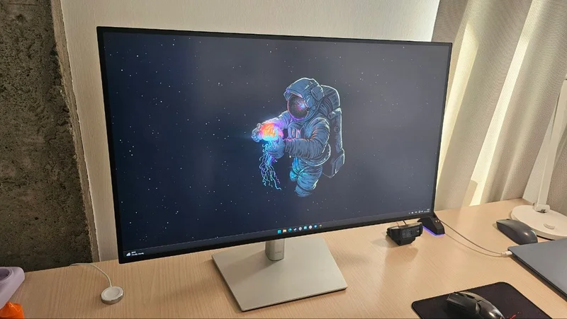 Монитор Dell UltraSharp U2722D 27