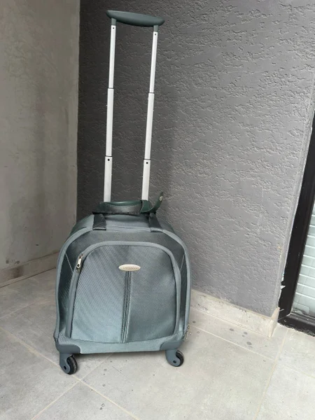 Чемодан для ручной клади Samsonite