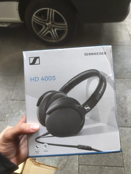 Беспроводные наушники Sennheiser HD 400S