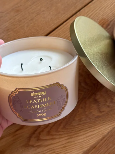 Большая трёхфитильная свеча Leather & Cashmere