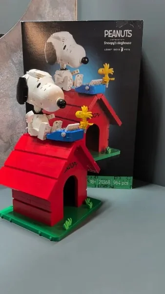 Конструктор Lego Ideas Snoopy Doghouse