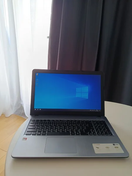 Ноутбук ASUS VivoBook