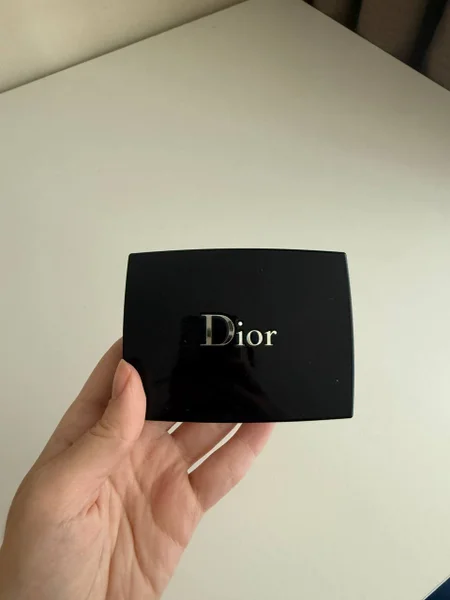 Пудра Dior оттенок Neutral