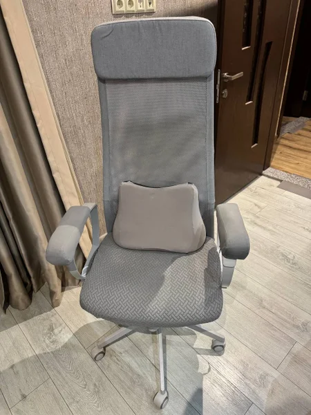 Офисное кресло IKEA MARKUS