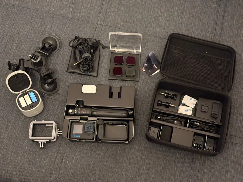 GoPro HERO11 Black Creator Edition с аксессуарами